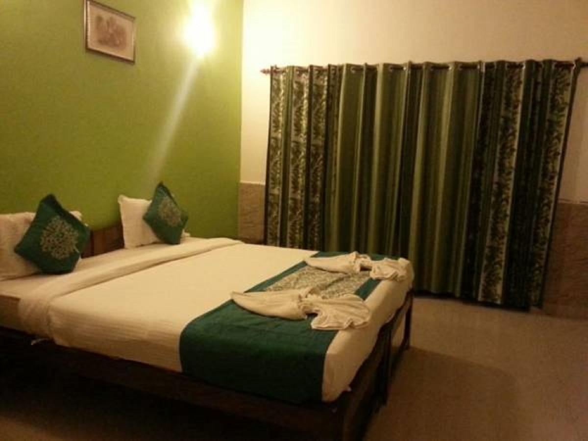 Oceans 7 Inn กาลังกูติ ภายนอก รูปภาพ
